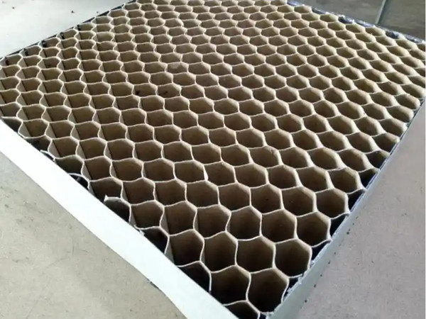 物流運(yùn)輸蜂窩紙芯內(nèi)襯